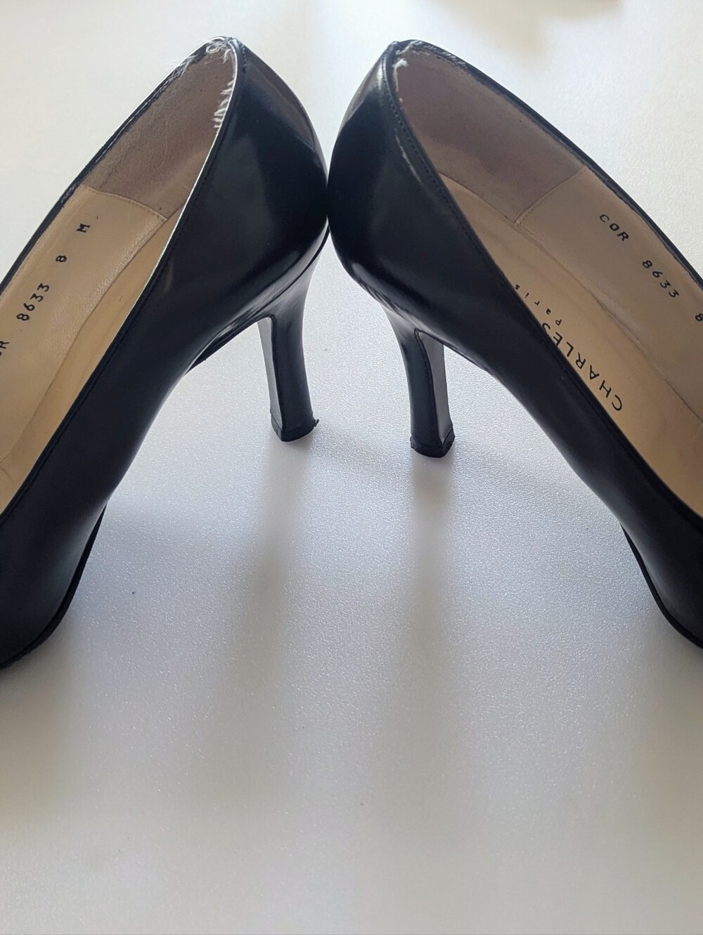 Vintage Charles Jourdan Women's Black Leather Pumps. Made in France. Size 8M - Picture 9 of 13